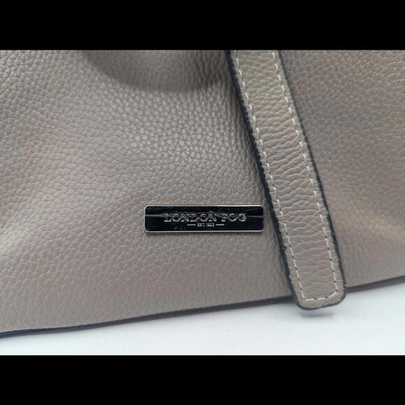 Stylish London Fog Hand Bag - Excellent Condition - Picture 3 of 9